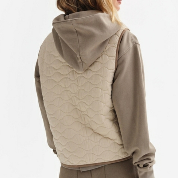 Mate The Label Quilted Organic Cotton Vest Size Small - Picture 2 of 7